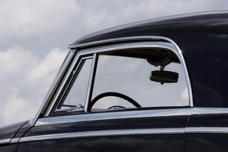  Mercedes-Benz 300 SC 1952 года  (фото 4 из 6)